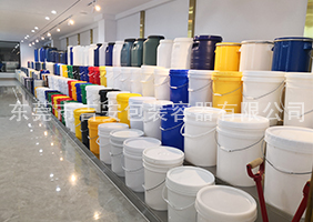 欧洲性交色图吉安容器一楼涂料桶、机油桶展区